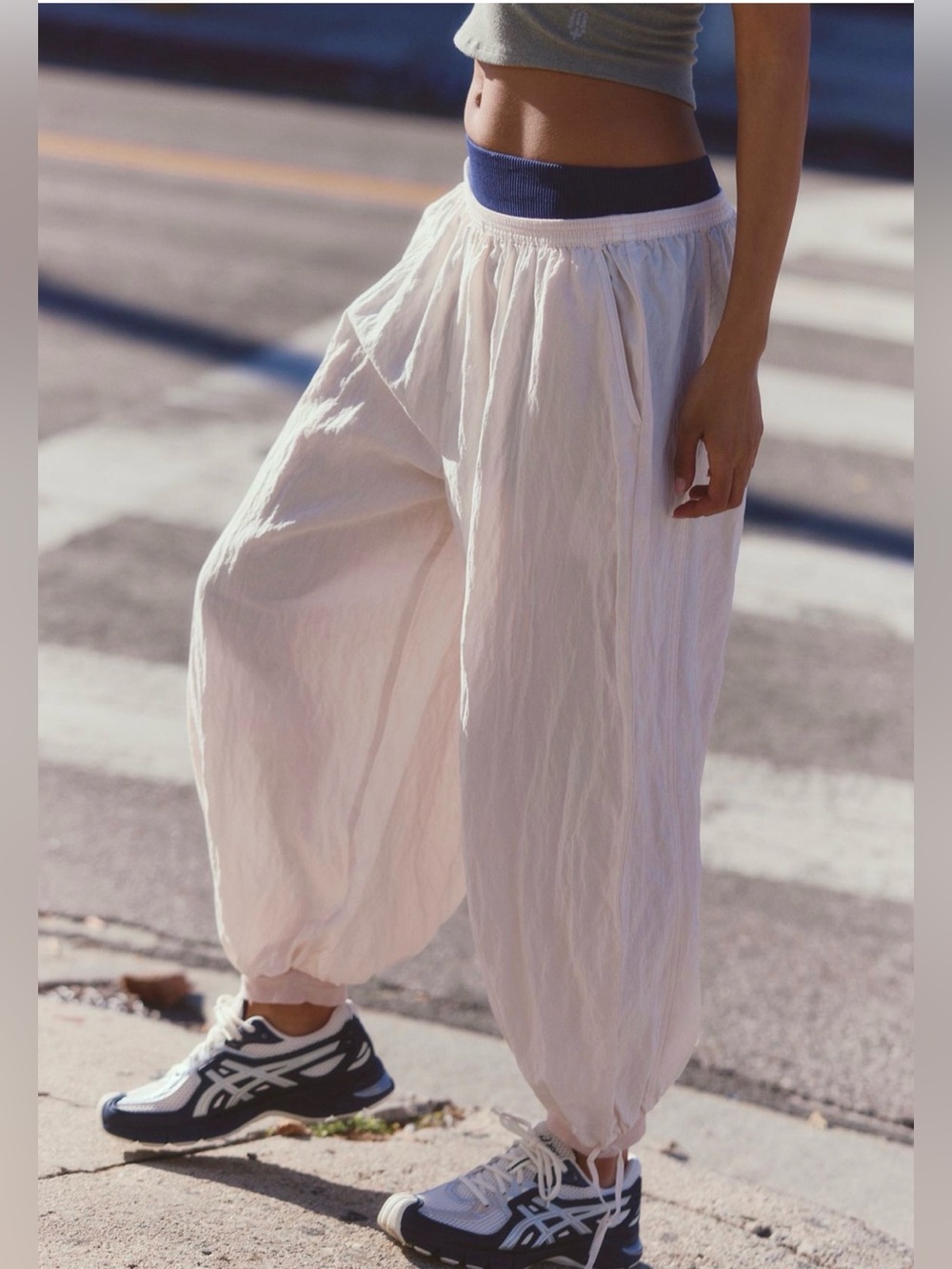 Free People On It Balloon Pants - Picture 3 of 7